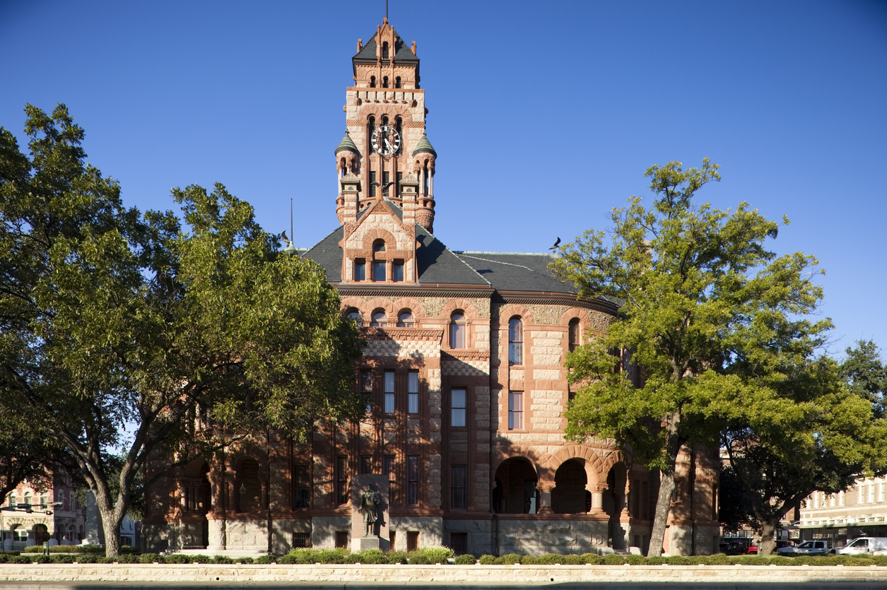 How to turn on electricity in Waxahachie, TX.